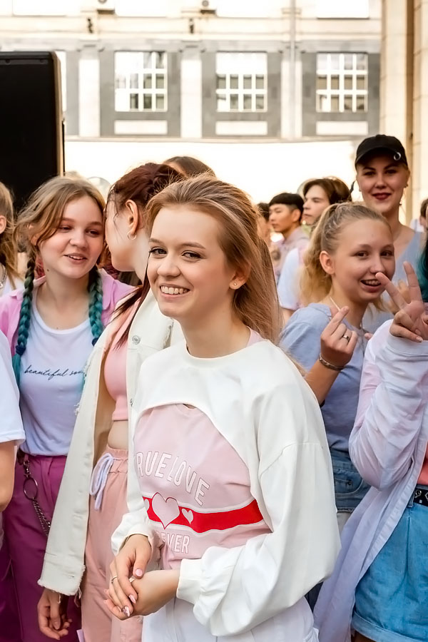 Фотографии с&nbsp;танцевального флешмоба BTS