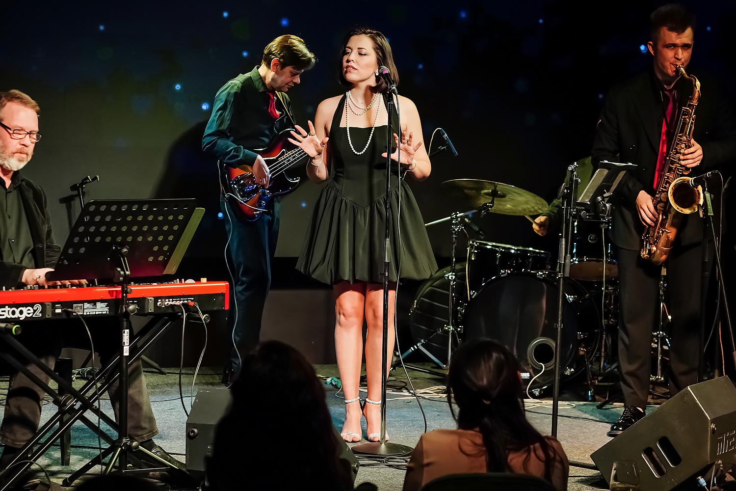 В&nbsp;клубе «Ночь» состоялся концерт Ольги Николаевой и&nbsp;Hard Jazz Project
