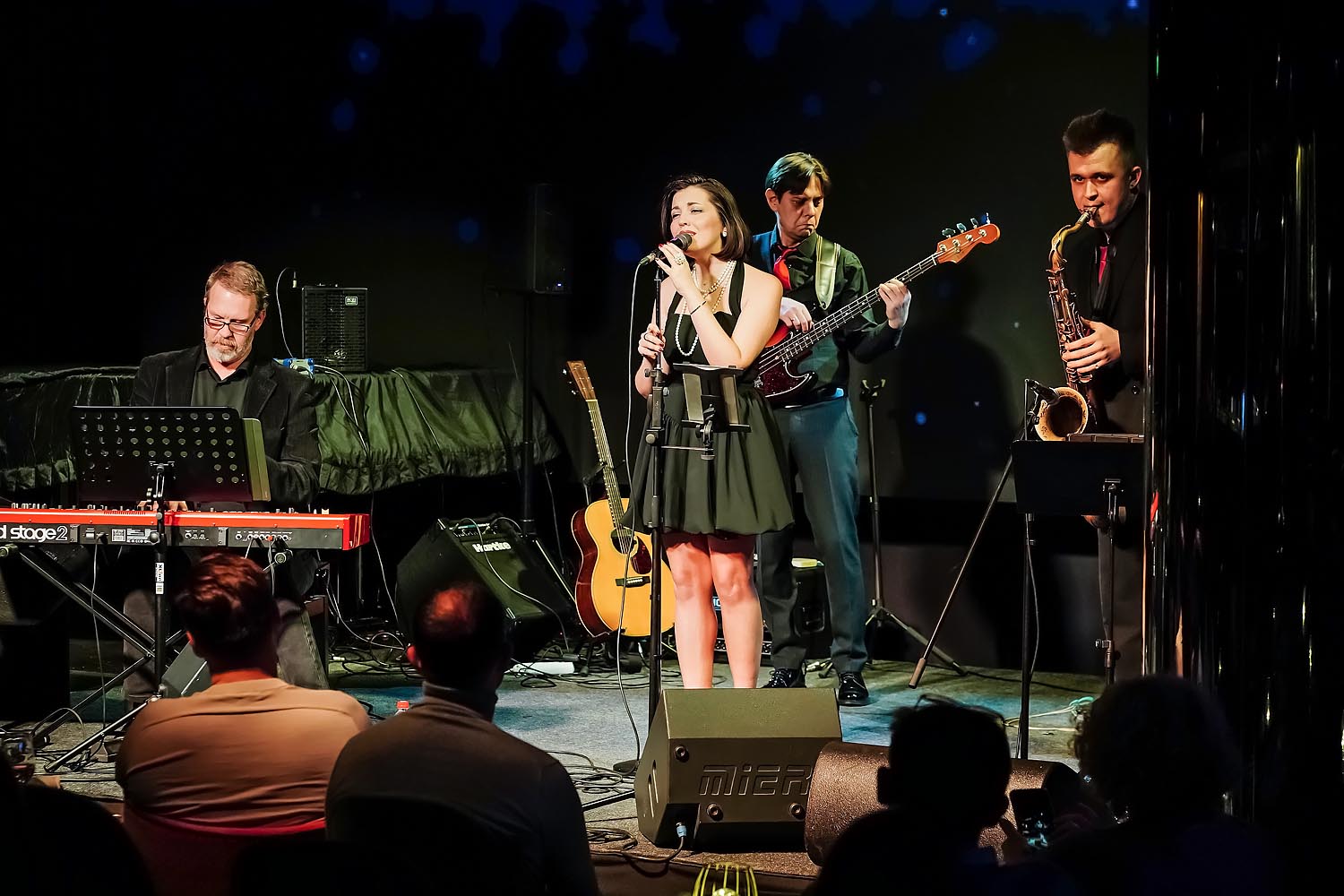 В&nbsp;клубе «Ночь» состоялся концерт Ольги Николаевой и&nbsp;Hard Jazz Project