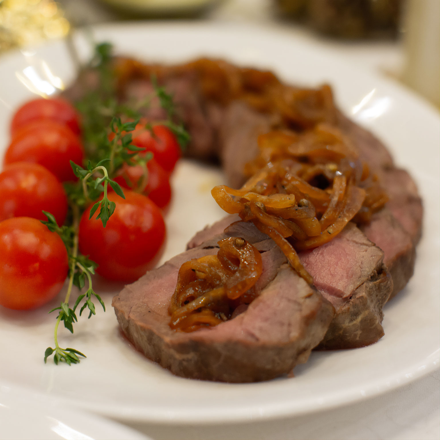 Праздничный маринованный ростбиф