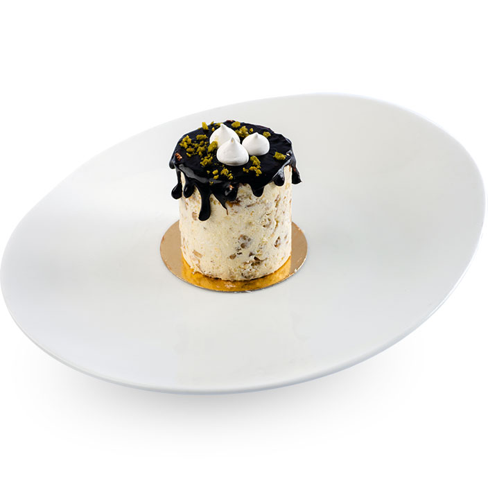 Безе с грецким орехом и кремом «Шарлотт»