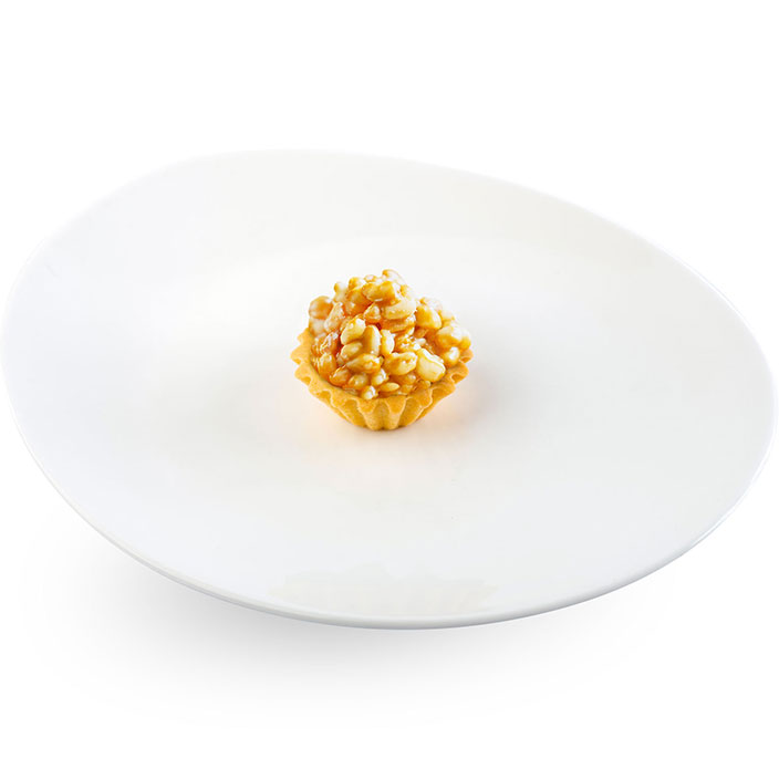 Песочная корзинка с кедровыми орешками