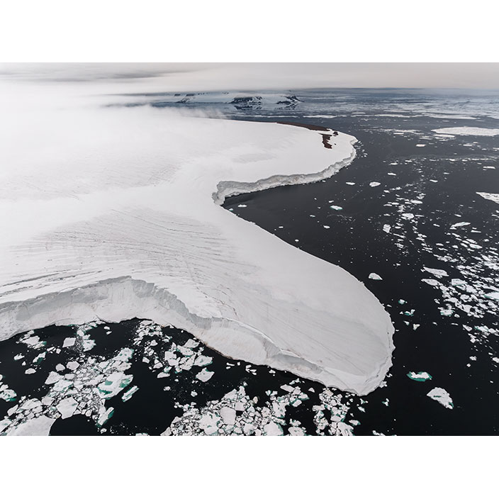 Фотография Вадима Махорова «Остров льда», 2024